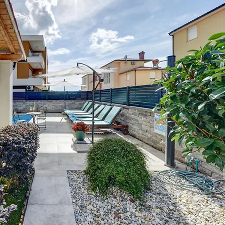 House With A Swimming Pool Peroj, Fazana - 25972 * Vodnjan
